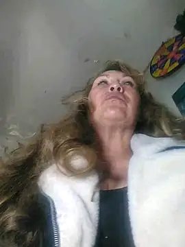 Kazsandraa online show from 02/07/26, 04:05