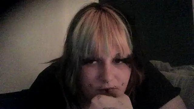 Snapshot of d3mon_bbx00 chatting on 03/07/25, 11:05 d3mon bbx00 online show from 03/07/25, 11:05