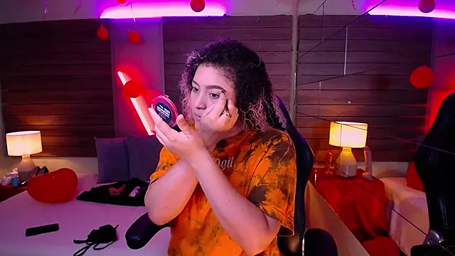 Snapshot of Kateryn_ chatting on 02/27/25, 07:58 Kateryn online show from 02/27/25, 07:58