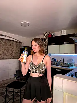 Snapshot of samantha_kevin chatting on 11/25/25, 04:23 samantha kevin online show from 11/25/25, 04:23