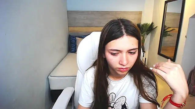 liseth fox online show from 12/11/24, 11:00