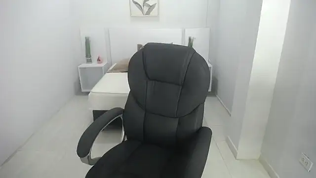 liseth fox online show from 01/23/25, 12:30