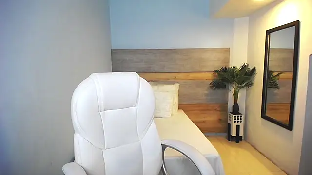 liseth fox online show from 02/03/25, 07:21