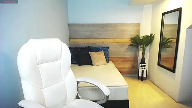 liseth fox online show from 02/07/25, 07:38