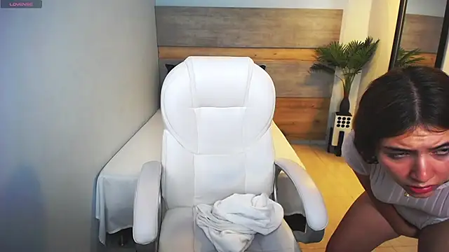 liseth fox online show from 02/27/25, 02:32