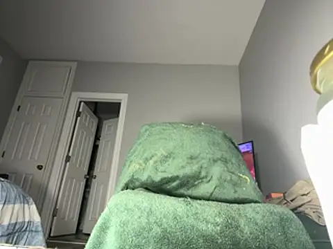 ChiRaqb8 online show from 03/27/26, 02:06