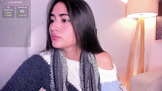 Snapshot of lara_madisson chatting on 03/19/25, 04:36 lara madisson online show from 03/19/25, 04:36