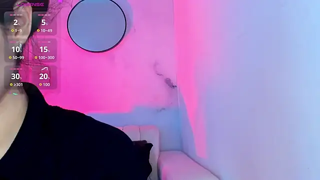 Snapshot of lara_madisson chatting on 11/13/25, 06:34 lara madisson online show from 11/13/25, 06:34