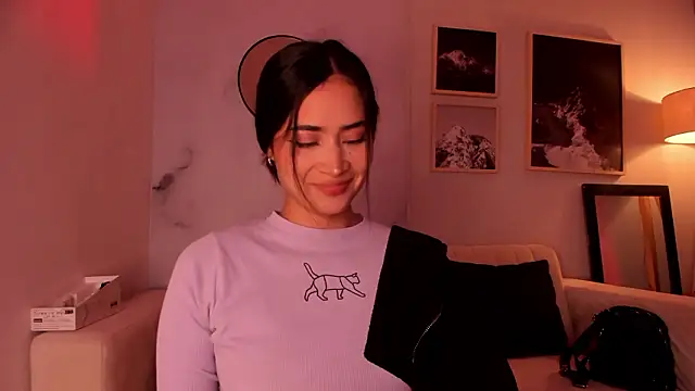 lara madisson online show from 02/17/26, 05:59