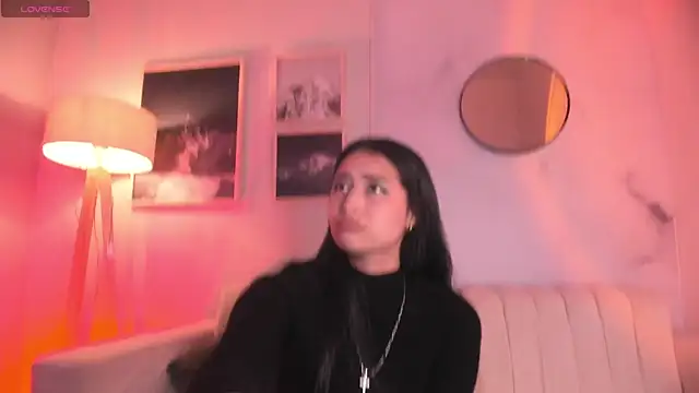 Snapshot of lara_madisson chatting on 07/14/26, 05:01 lara madisson online show from 07/14/26, 05:01