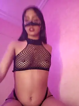 ---sophia--- online show from 12/21/25, 11:23