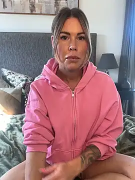 Lara Bergmann online show from 04/12/26, 11:59