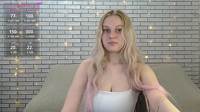 EmiliaDuchess online show from 12/12/24, 01:39