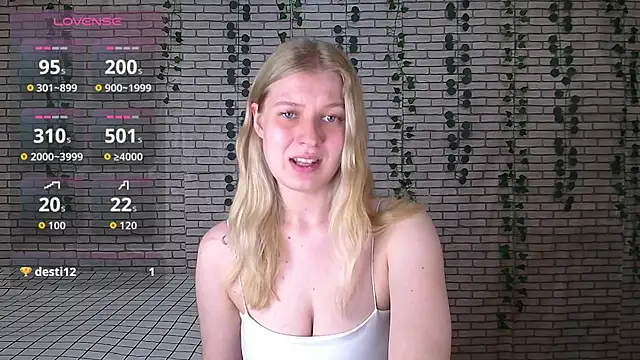 EmiliaDuchess online show from 09/09/25, 11:21