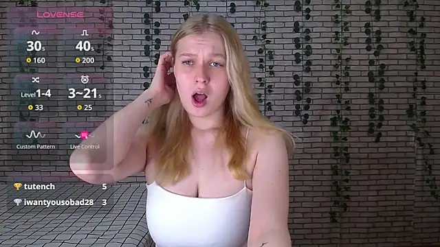 EmiliaDuchess online show from 09/10/25, 09:09