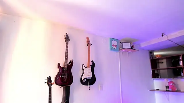 Snapshot of lilpervertgirl chatting on 03/15/25, 10:11 lilpervertgirl online show from 03/15/25, 10:11