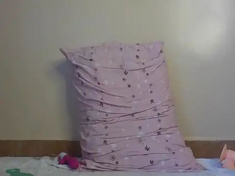 Apple bitch online show from 02/21/25, 05:24