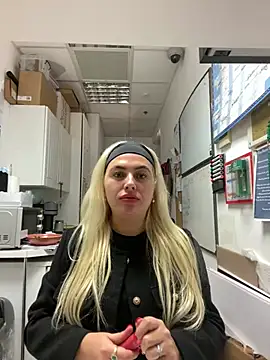 Arabellalee23 online show from 02/21/25, 04:05