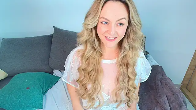 ladychanel 1 online show from 02/26/26, 07:57