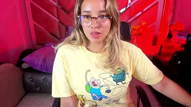 Olivia Fox69 online show from 09/19/25, 02:35