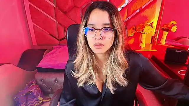 Olivia Fox69 online show from 11/11/25, 03:17