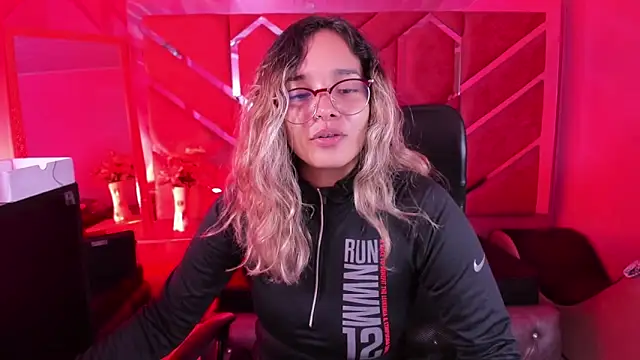 Olivia Fox69 online show from 02/10/26, 03:32