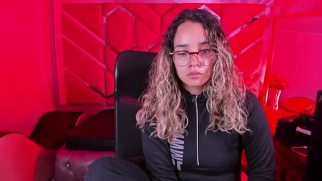 Olivia Fox69 online show from 02/11/26, 03:44