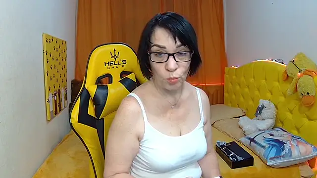 Snapshot of SandraHormas chatting on 01/26/25, 07:32 SandraHormas online show from 01/26/25, 07:32