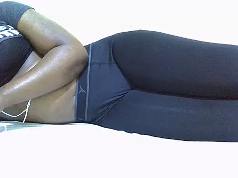 sweetangel41 online show from 10/01/25, 08:15