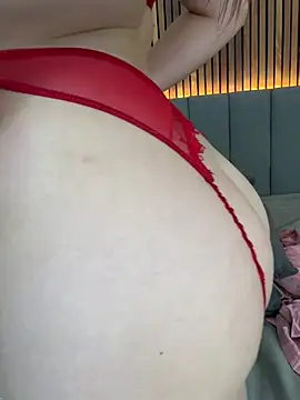 EmiilyAdams  online show from 01/10/25, 11:08