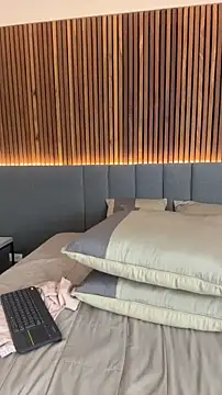 EmiilyAdams  online show from 04/11/26, 09:41