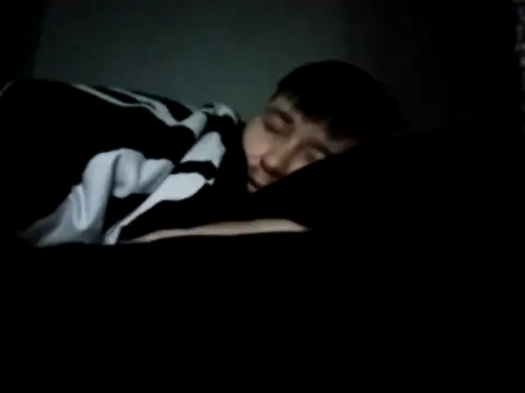 bisexualboy05 online show from 09/22/25, 10:34