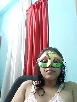 Snapshot of LOVERIAKOL chatting on 12/28/24, 02:53 LOVERIAKOL online show from 12/28/24, 02:53