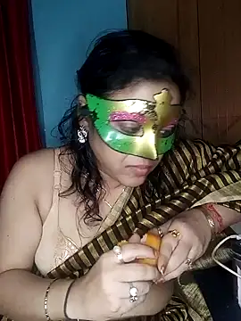 Snapshot of LOVERIAKOL chatting on 01/16/25, 10:10 LOVERIAKOL online show from 01/16/25, 10:10