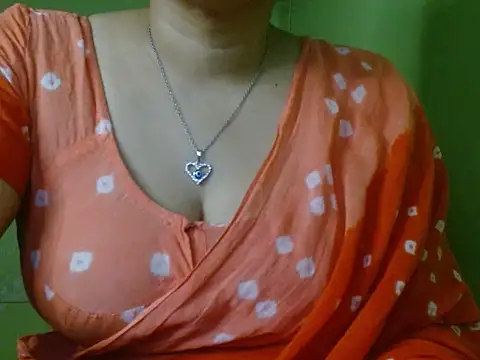 LOVERIAKOL online show from 02/24/26, 06:50