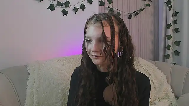 Snapshot of CindyGarrison chatting on 01/17/25, 03:12 CindyGarrison online show from 01/17/25, 03:12