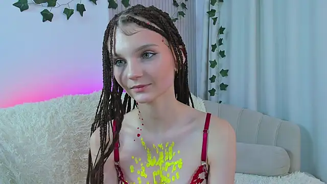 Snapshot of CindyGarrison chatting on 01/29/25, 01:37 CindyGarrison online show from 01/29/25, 01:37