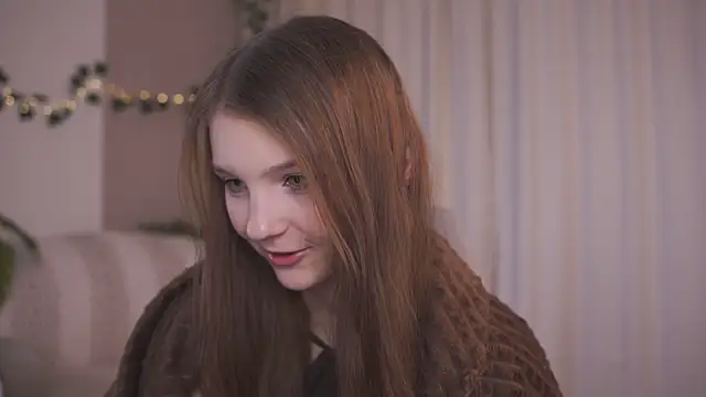 Snapshot of CindyGarrison chatting on 09/20/25, 10:33 CindyGarrison online show from 09/20/25, 10:33