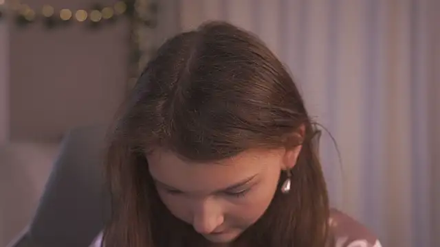 Snapshot of CindyGarrison chatting on 10/11/25, 01:49 CindyGarrison online show from 10/11/25, 01:49