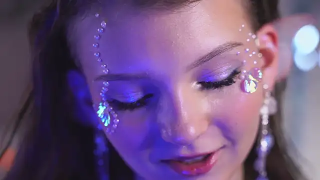 Snapshot of CindyGarrison chatting on 11/01/25, 01:29 CindyGarrison online show from 11/01/25, 01:29