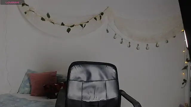 Keyti Sullivan online show from 01/11/25, 01:11