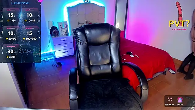 Snapshot of vampirellaa_crazy_ chatting on 12/19/24, 11:35 vampirellaa crazy online show from 12/19/24, 11:35