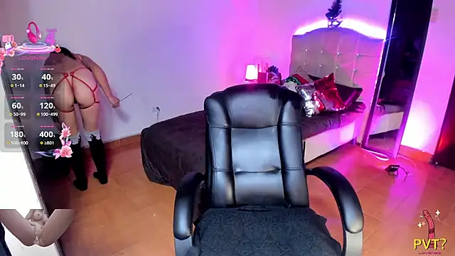 Snapshot of vampirellaa_crazy_ chatting on 12/03/25, 04:53 vampirellaa crazy online show from 12/03/25, 04:53