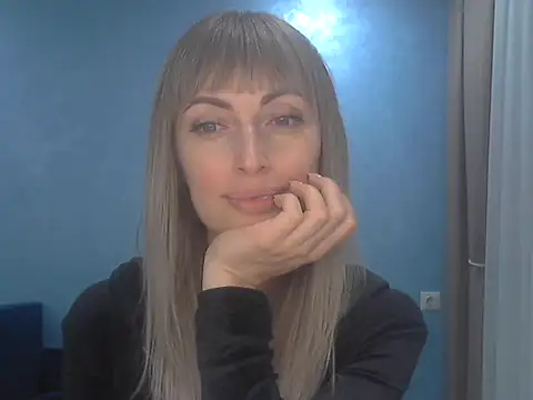 EffectMaya online show from 04/18/26, 05:50