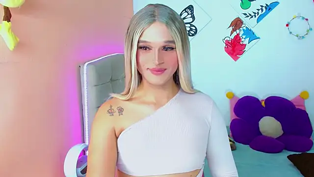 TaylorMon online show from 10/18/25, 02:47