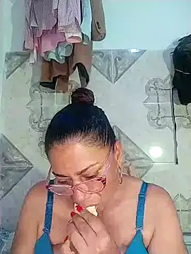 Snapshot of sorbetico_perverse chatting on 01/20/25, 09:43 sorbetico perverse online show from 01/20/25, 09:43