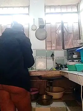 Snapshot of sorbetico_perverse chatting on 02/05/25, 08:14 sorbetico perverse online show from 02/05/25, 08:14