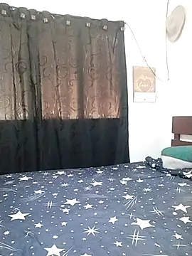 Snapshot of sorbetico_perverse chatting on 02/28/25, 06:41 sorbetico perverse online show from 02/28/25, 06:41