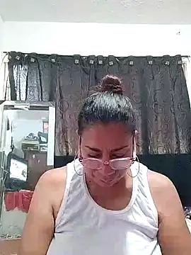 Snapshot of sorbetico_perverse chatting on 03/17/25, 06:21 sorbetico perverse online show from 03/17/25, 06:21