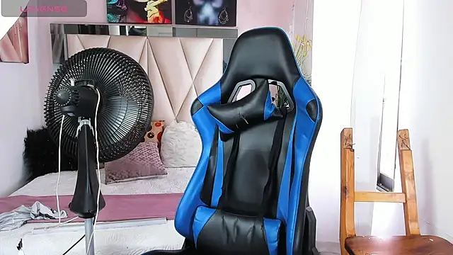 Backsex boy online show from 03/06/25, 06:16